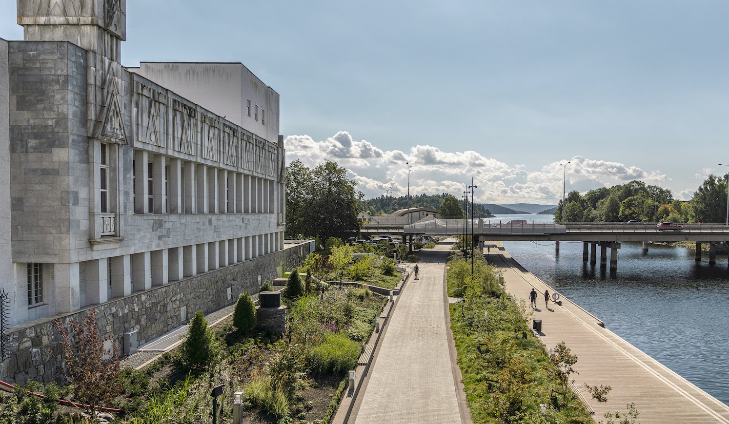 Sandvika elvepromenade
