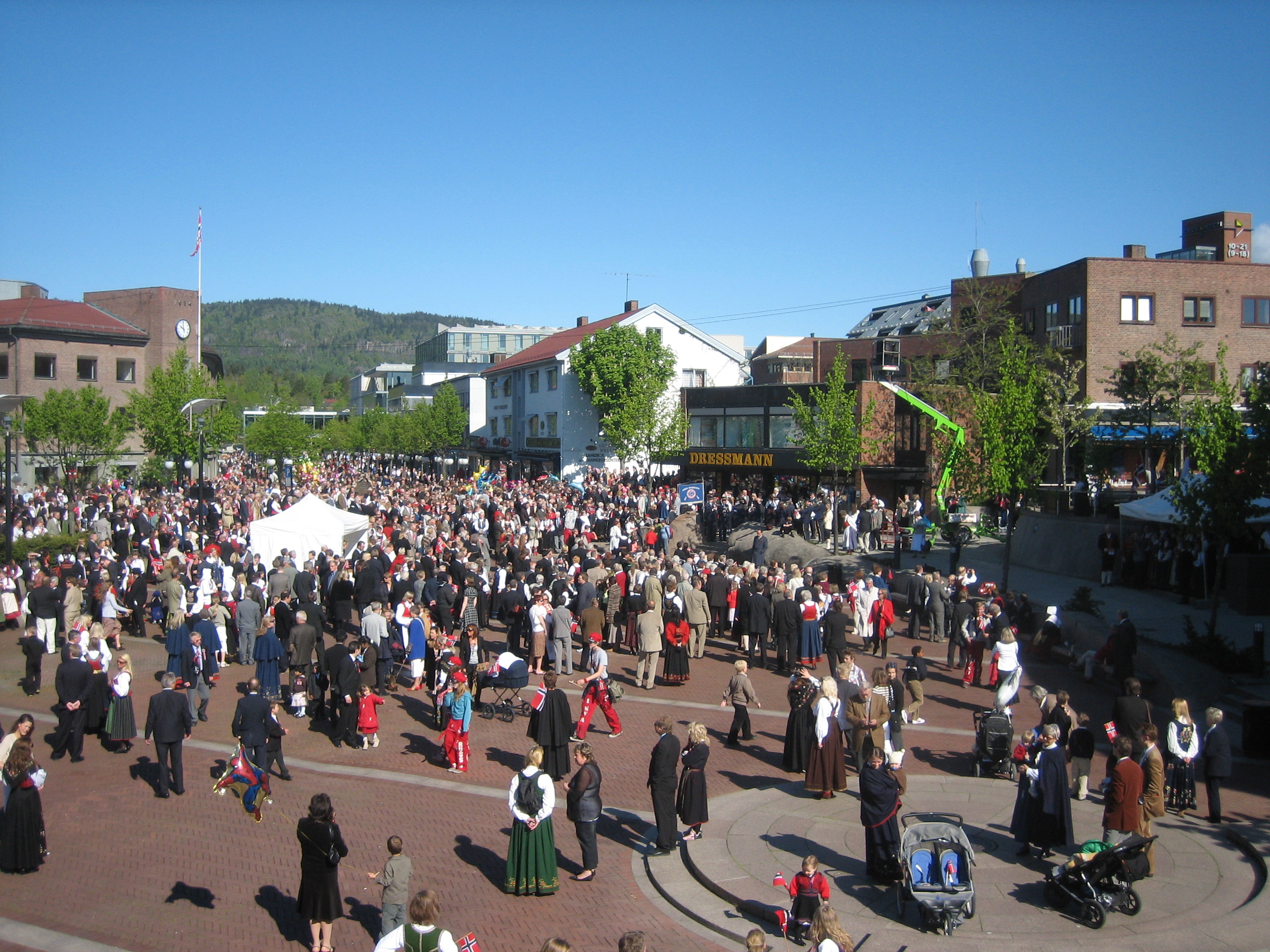 Asker Torg
